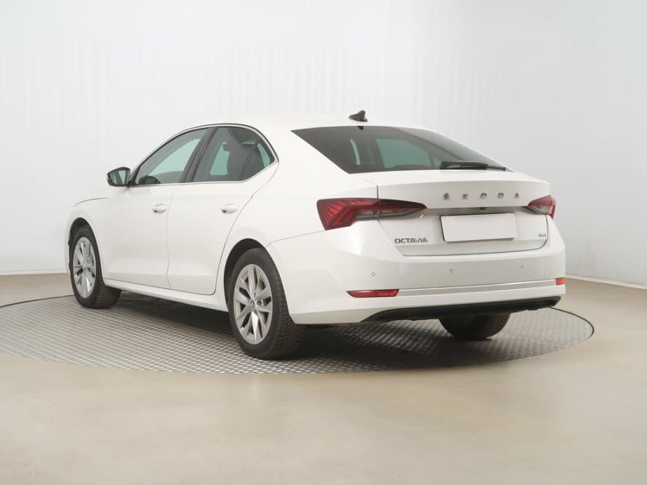 2022 Škoda OCTAVIA - 5