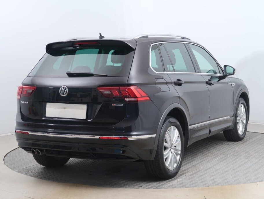 2019 Volkswagen TIGUAN - 7