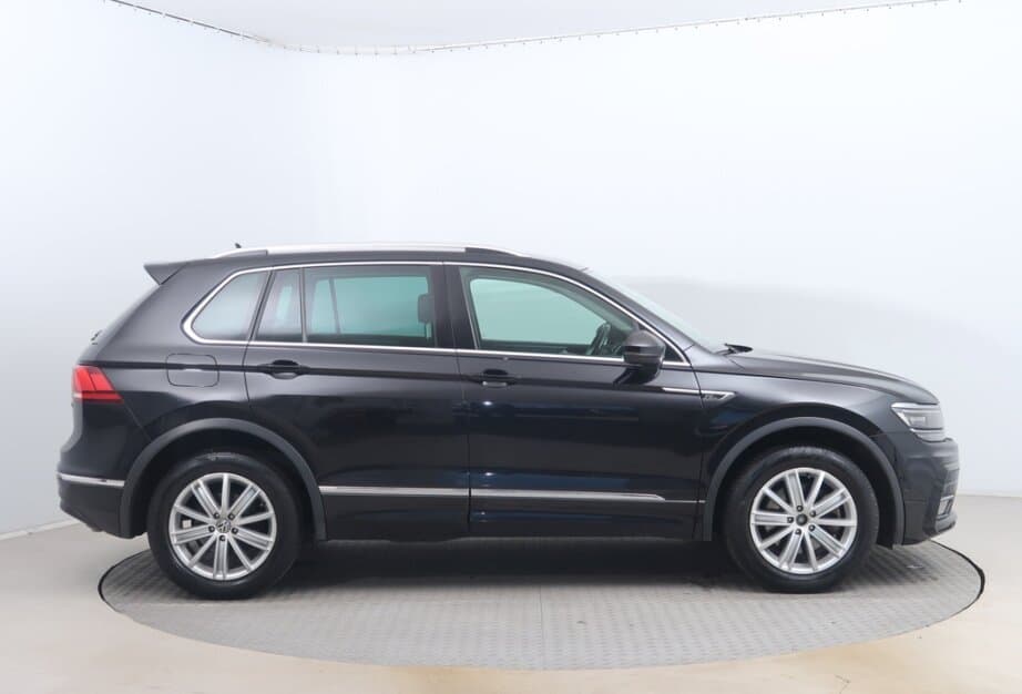 2019 Volkswagen TIGUAN - 8