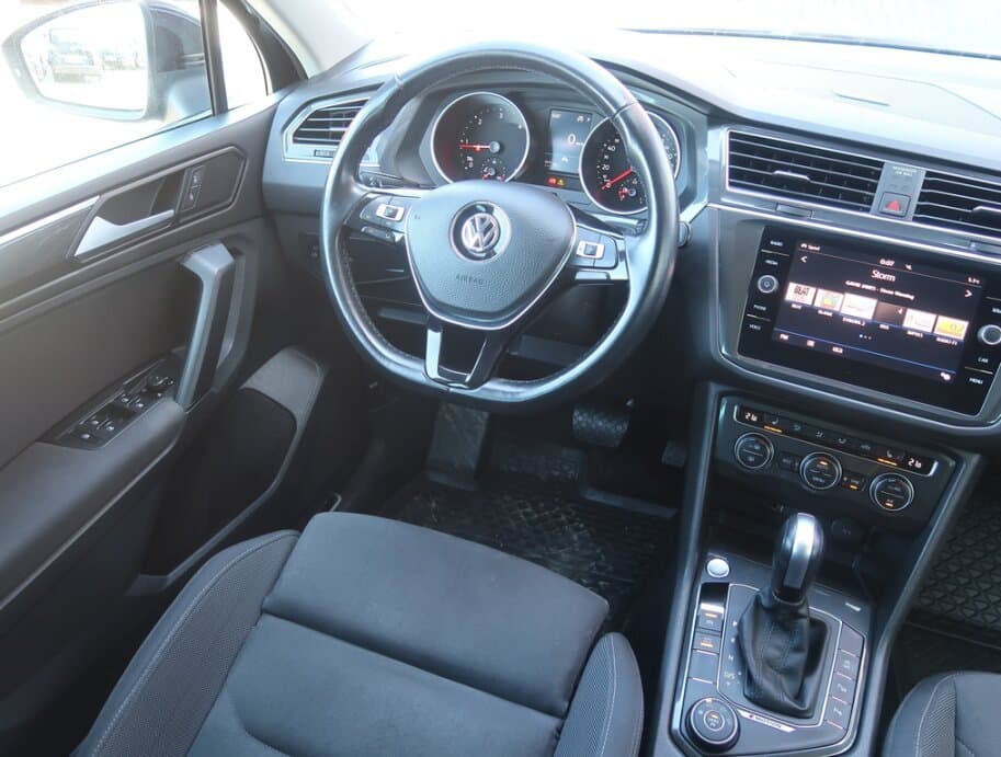 2019 Volkswagen TIGUAN - 9