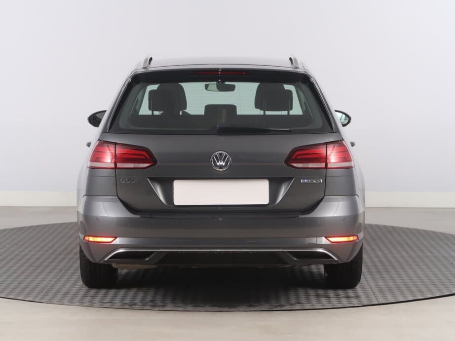 2019 Volkswagen GOLF - 6