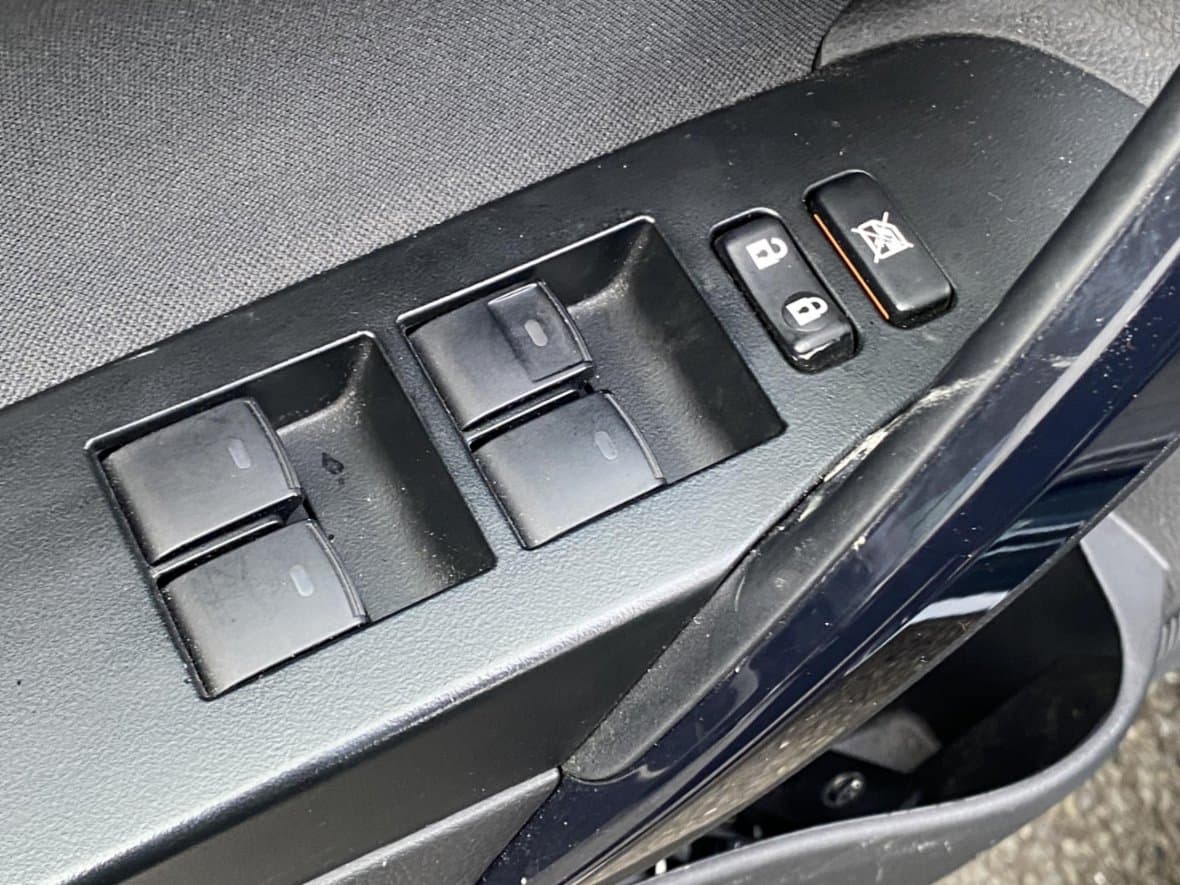 2015 Toyota AURIS - 11
