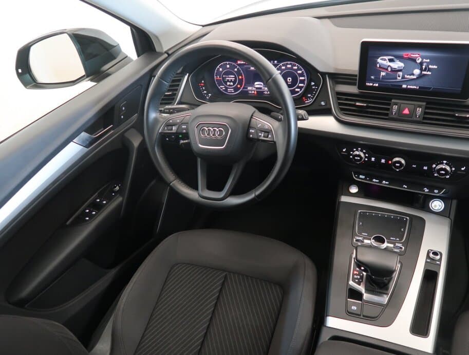 2020 Audi Q5 - 9