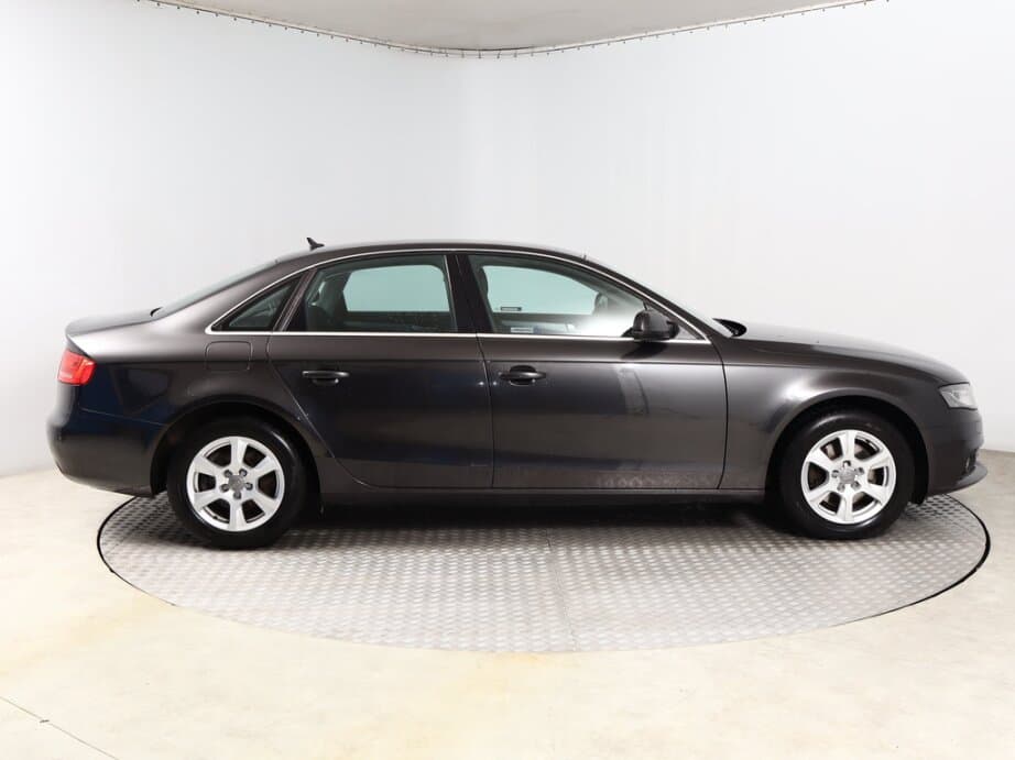 2009 Audi A4 - 8