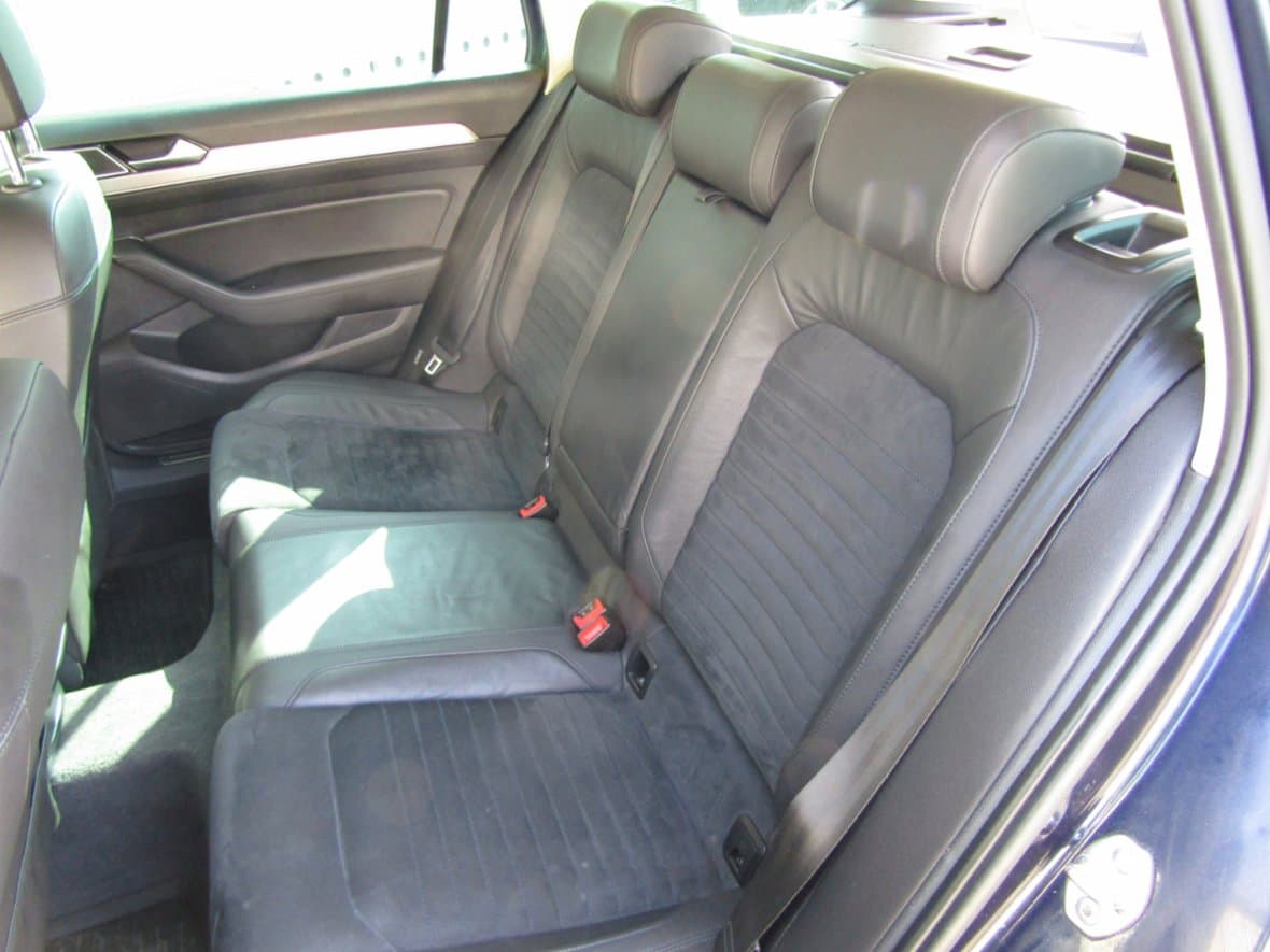 2015 Volkswagen PASSAT - 10