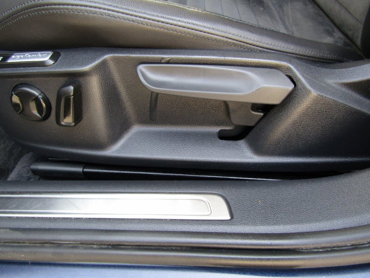 2015 Volkswagen PASSAT - 18