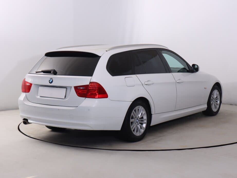 2012 BMW 3-SERIES - 7