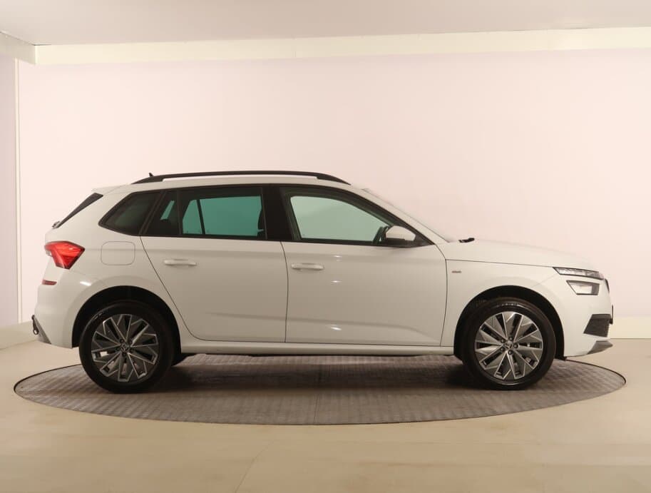 2022 Škoda KAMIQ - 8