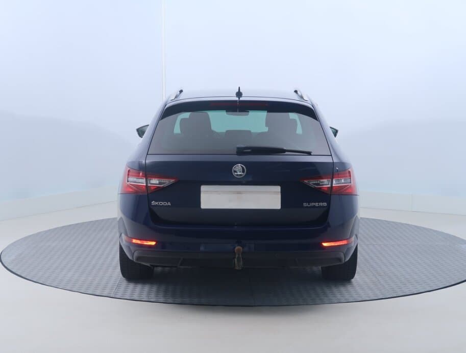2016 Škoda SUPERB - 6