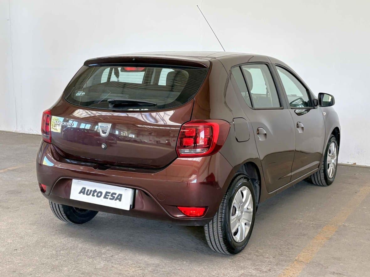 2017 Dacia SANDERO - 4
