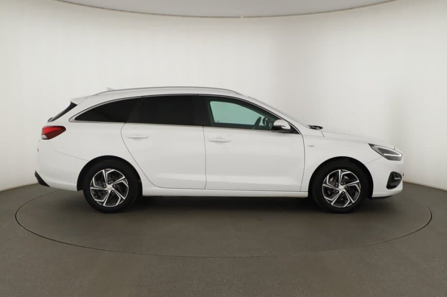 2022 Hyundai i30 - 8