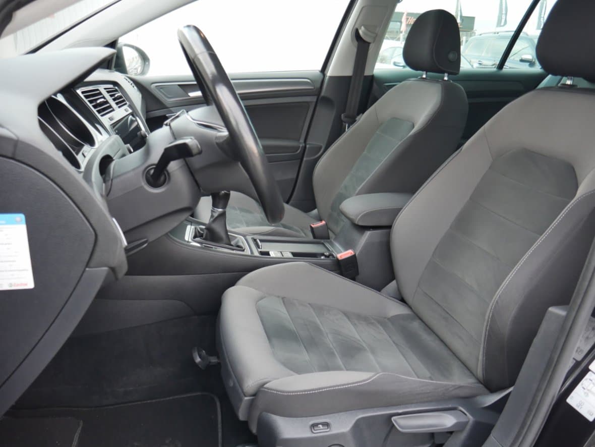 2018 Volkswagen GOLF - 9