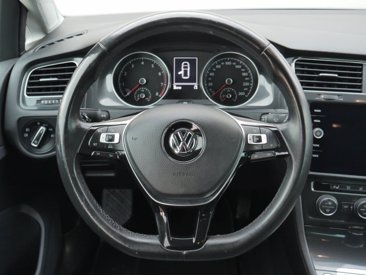 2018 Volkswagen GOLF - 11