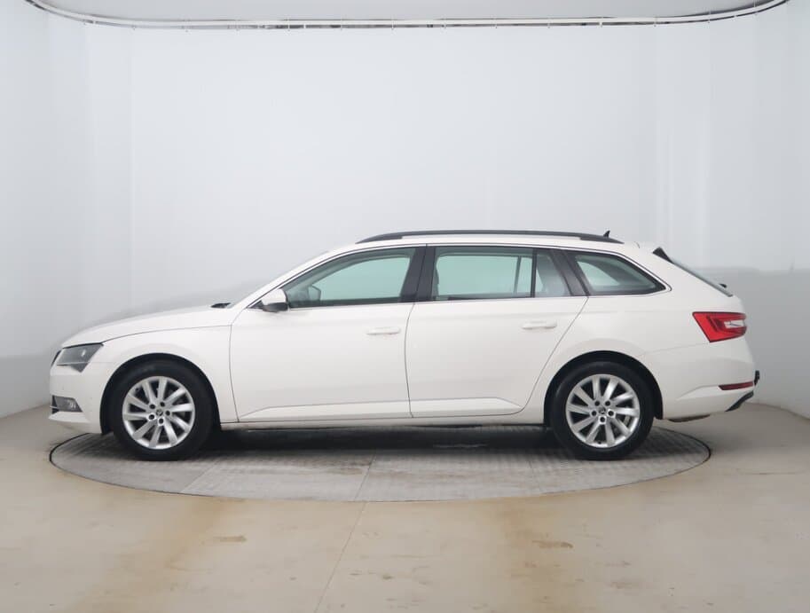 2016 Škoda SUPERB - 4