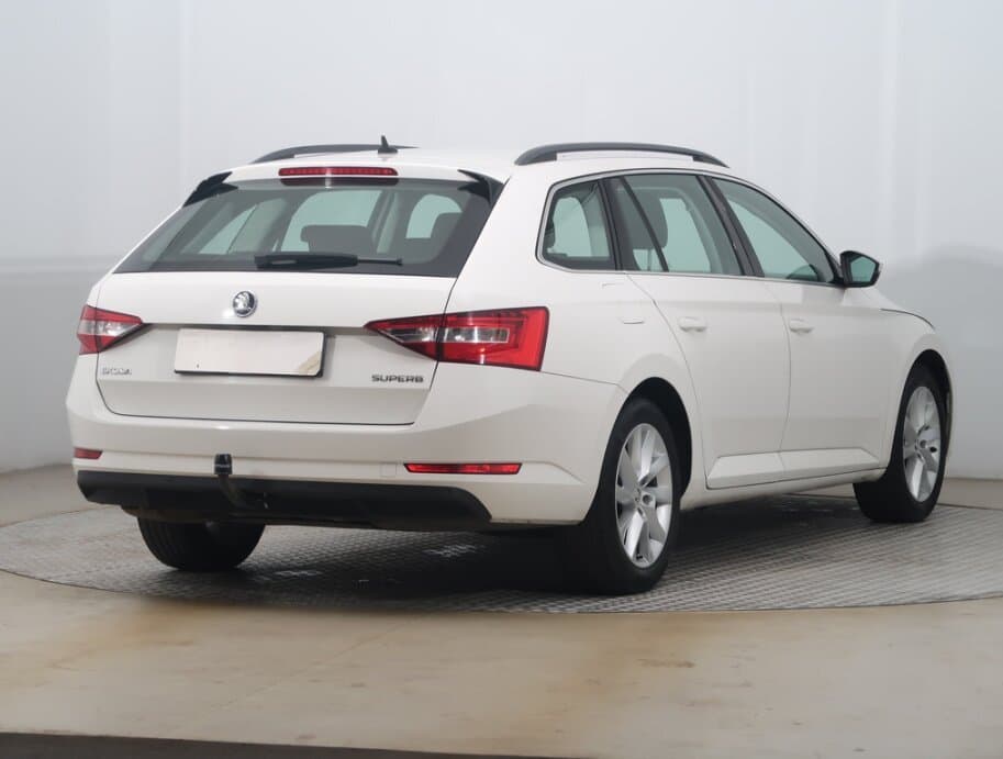 2016 Škoda SUPERB - 7