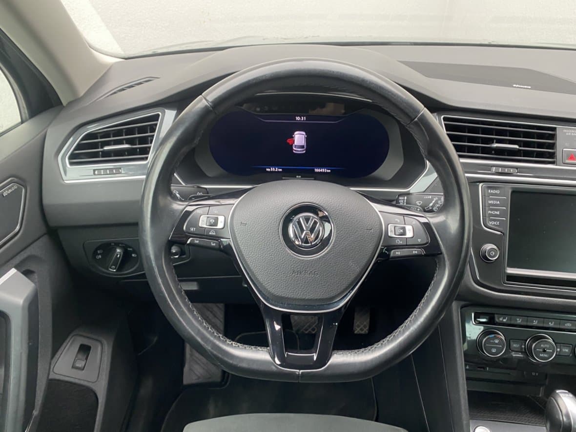 2016 Volkswagen TIGUAN - 11