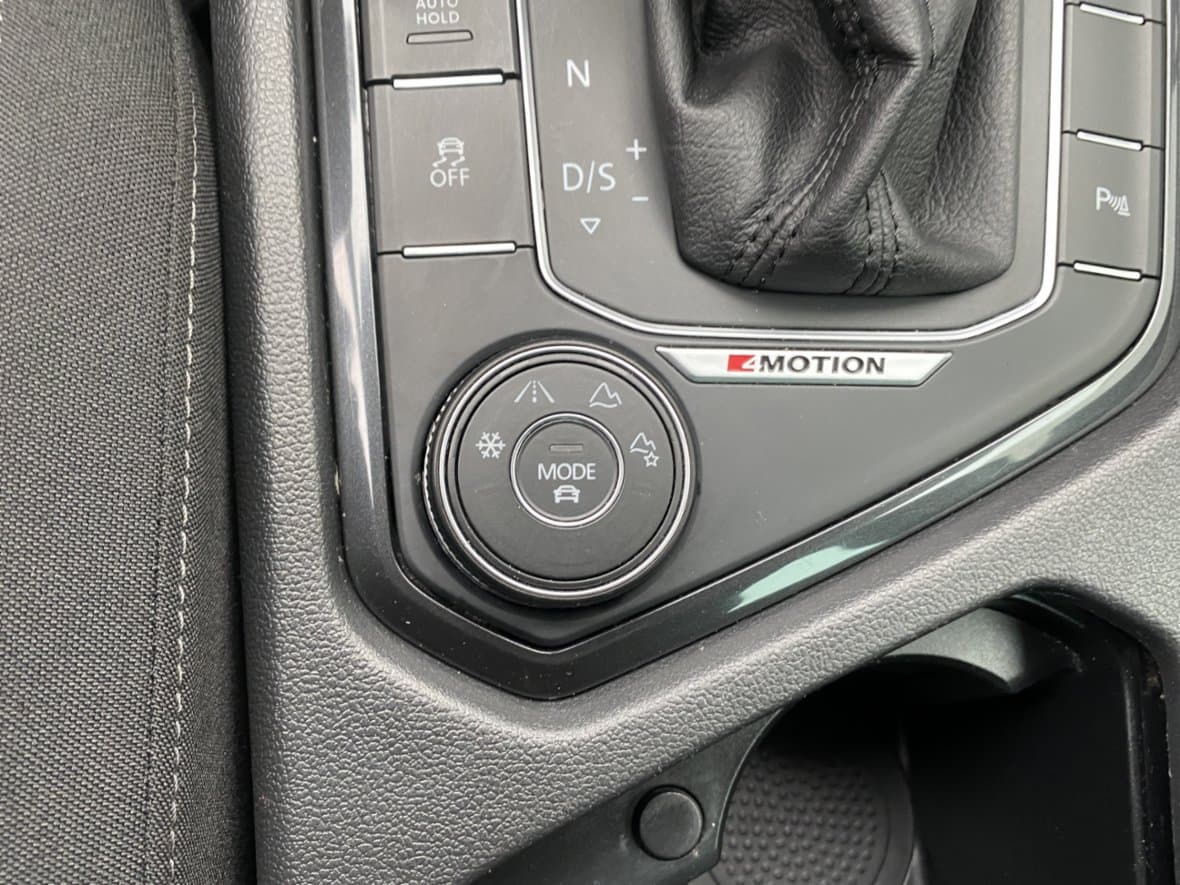 2016 Volkswagen TIGUAN - 18