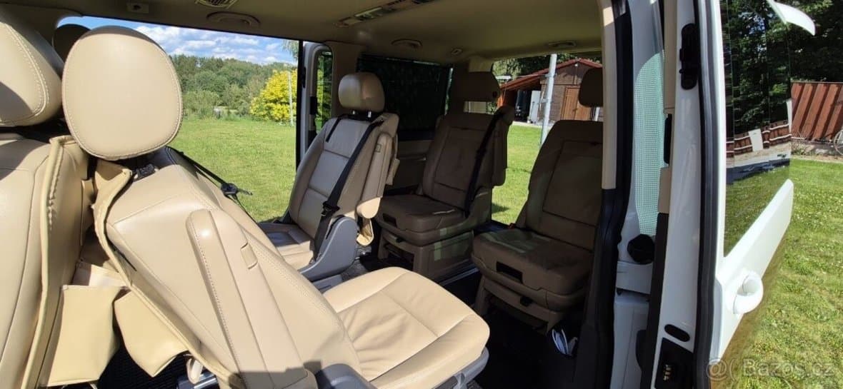 2013 Volkswagen MULTIVAN - 15