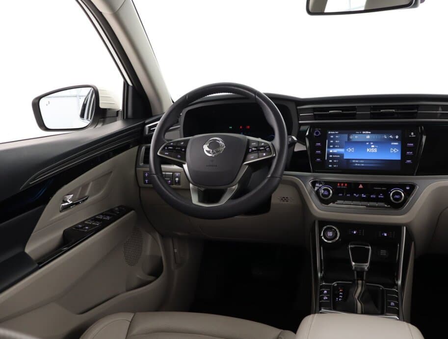 2023 SsangYong KORANDO - 9