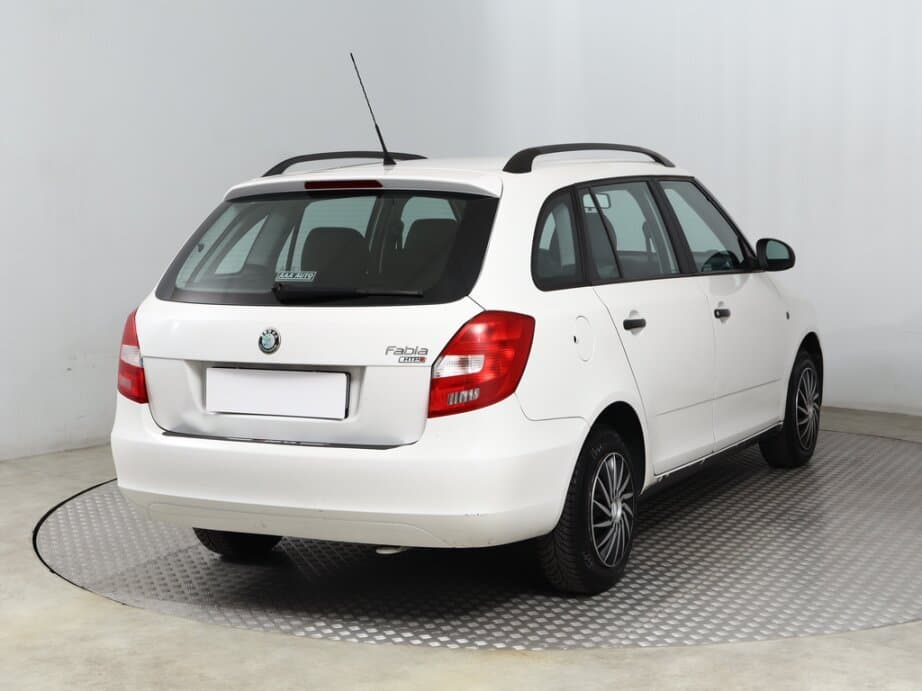 2009 Škoda FABIA - 7
