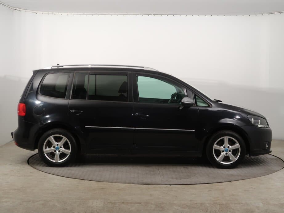 2010 Volkswagen TOURAN - 8
