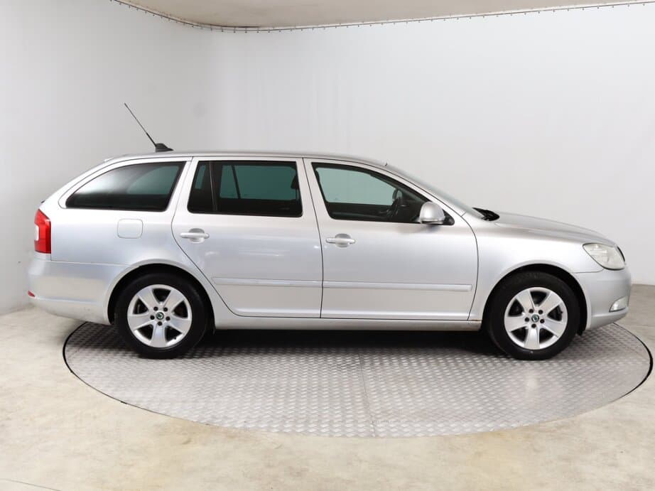 2009 Škoda OCTAVIA - 8