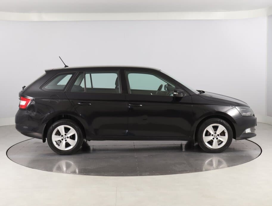 2016 Škoda FABIA - 8