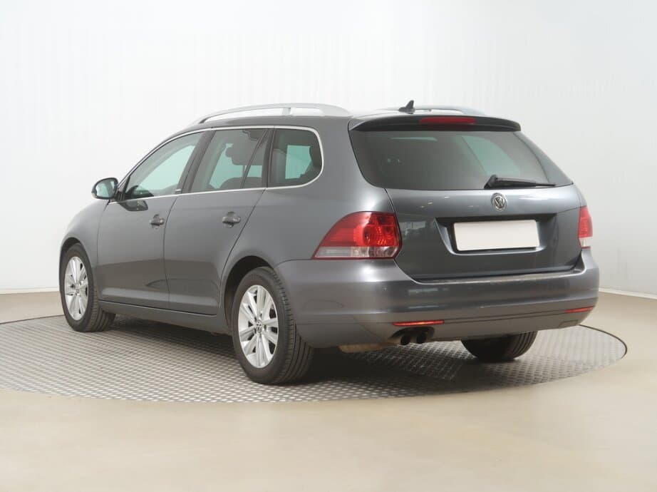 2011 Volkswagen GOLF - 5