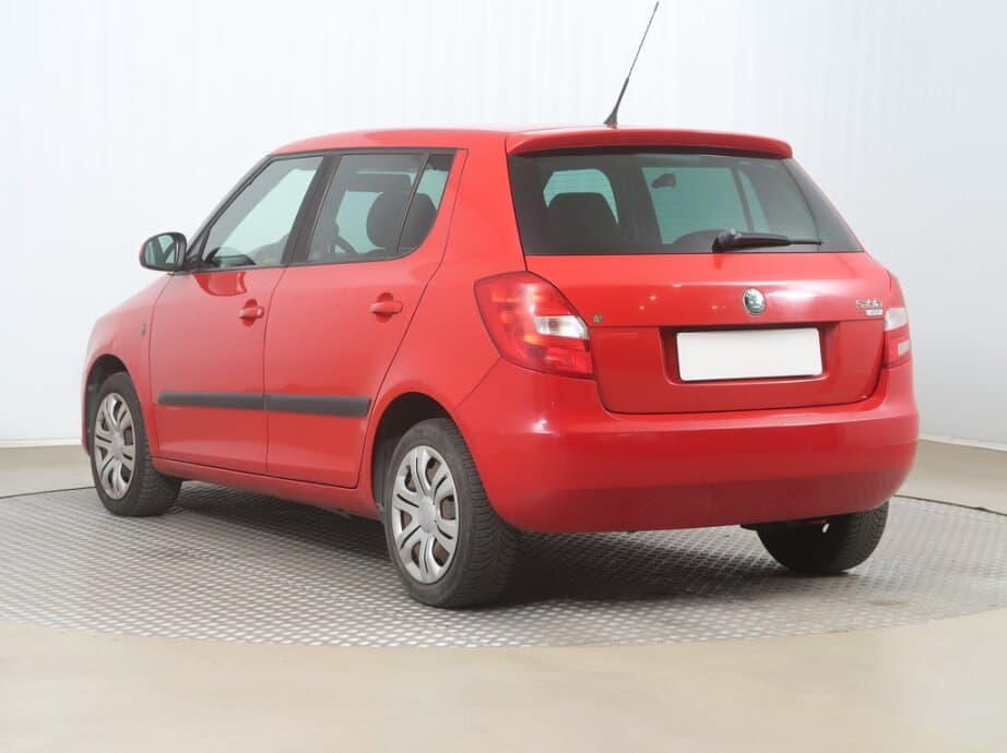 2010 Škoda FABIA - 5