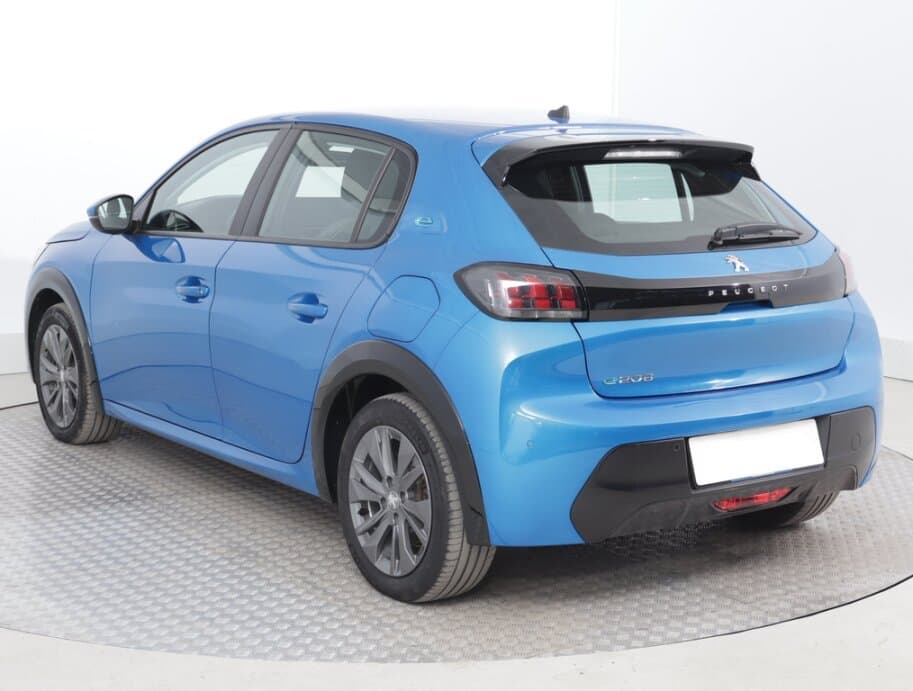 2021 Peugeot 208 - 9