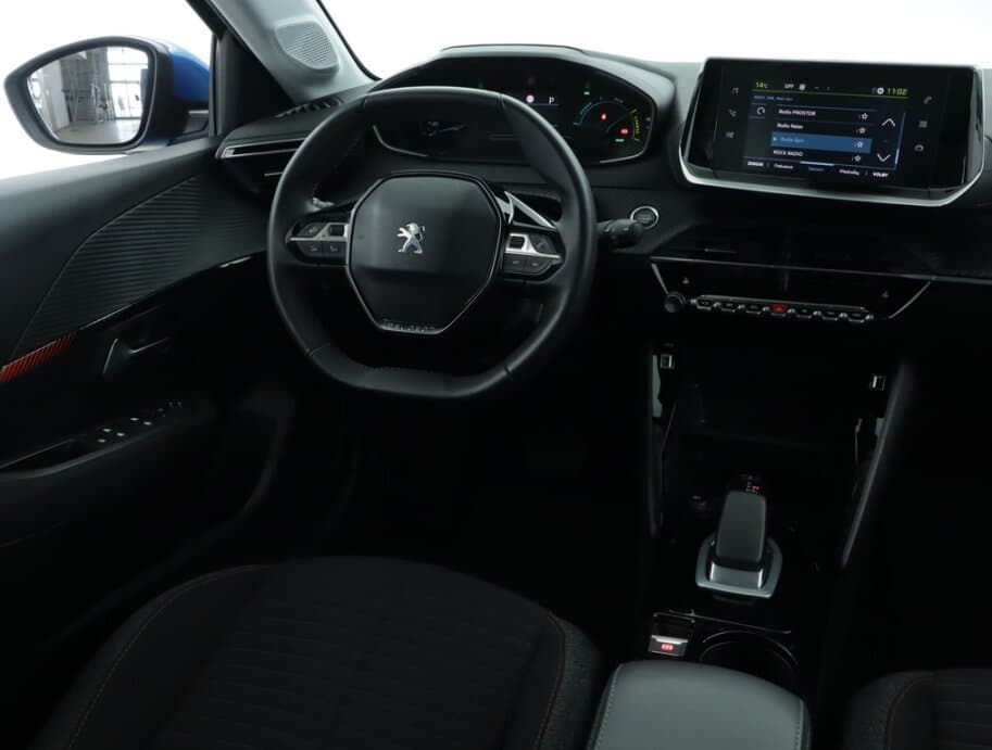 2021 Peugeot 208 - 17