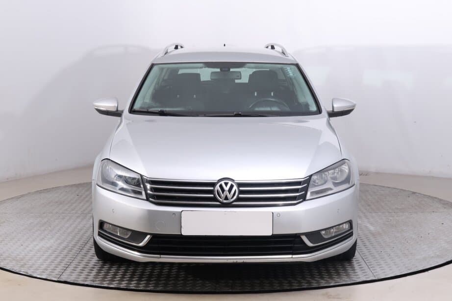 2013 Volkswagen PASSAT - 2