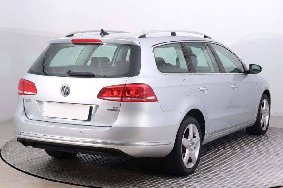 2013 Volkswagen PASSAT - 7