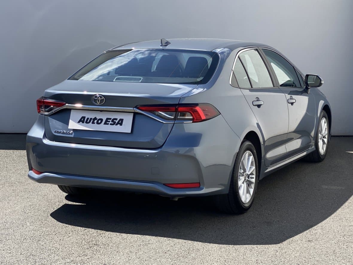 2023 Toyota COROLLA - 4