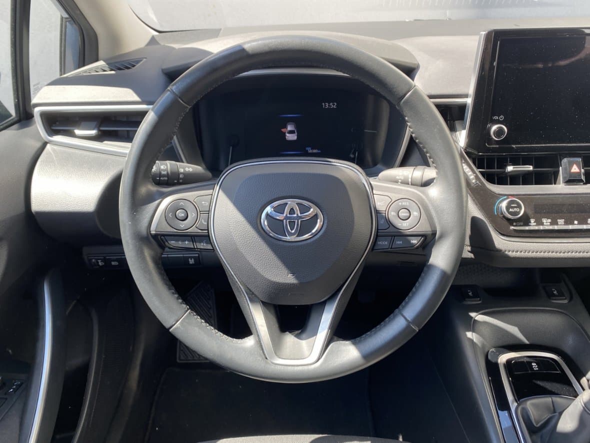 2023 Toyota COROLLA - 11