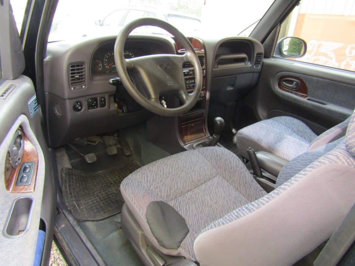 1999 SsangYong Korando - 13