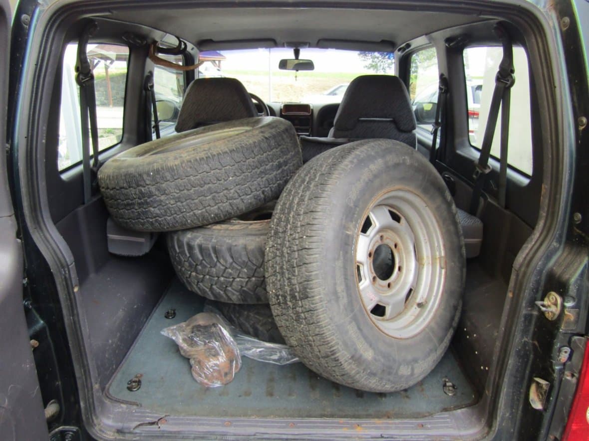 1999 SsangYong Korando - 16