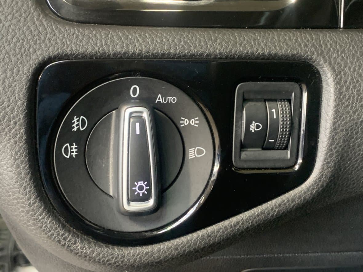 2014 Volkswagen GOLF - 19