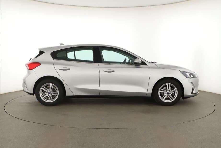 2021 Ford FOCUS - 8