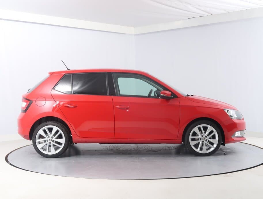 2015 Škoda Fabia - 8