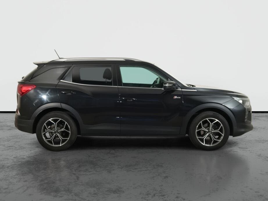 2022 SsangYong KORANDO - 8