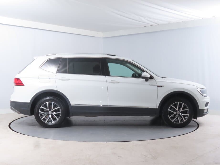 2019 Volkswagen TIGUAN - 8