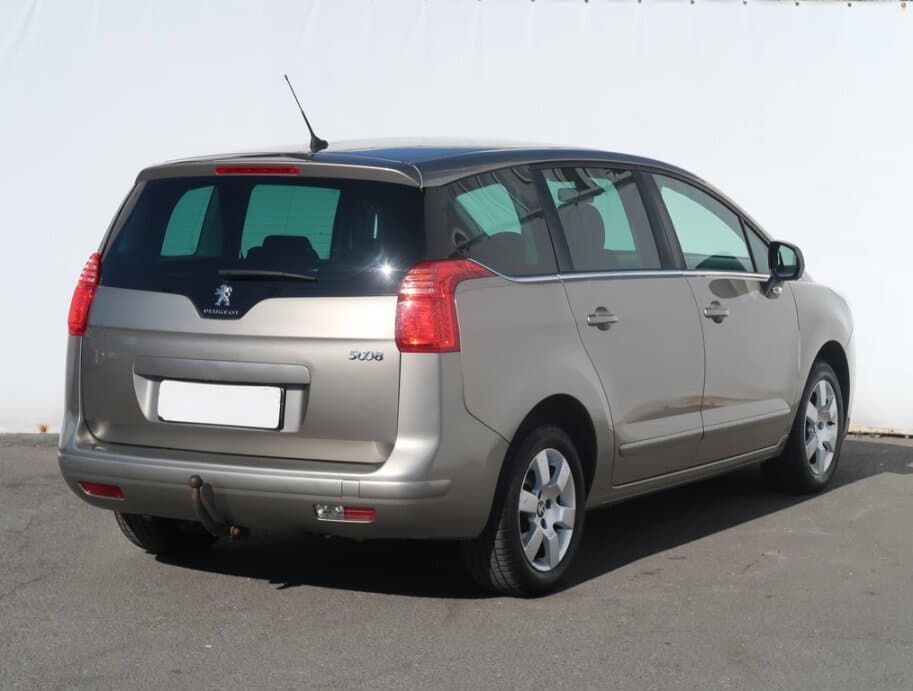 2015 Peugeot 5008 - 7