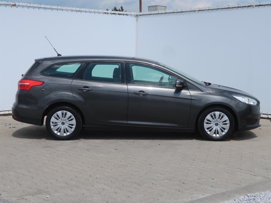 2015 Ford FOCUS - 8