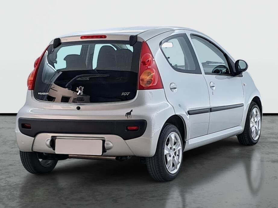 2011 Peugeot 107 - 7