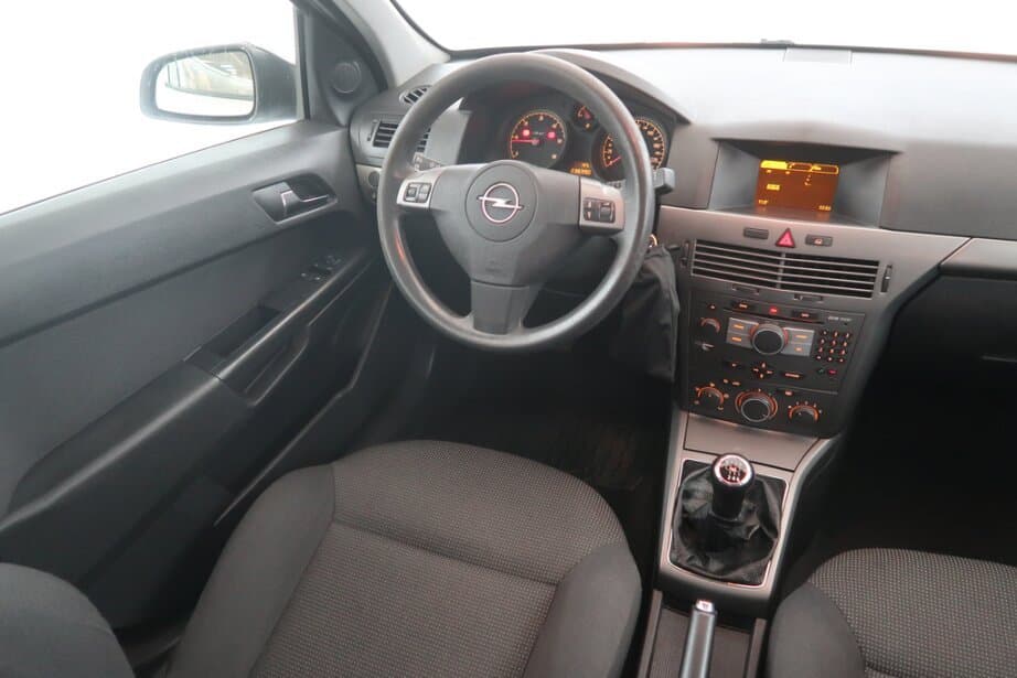 2007 Opel ASTRA - 9
