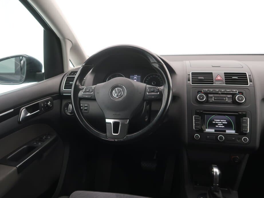 2011 Volkswagen TOURAN - 9