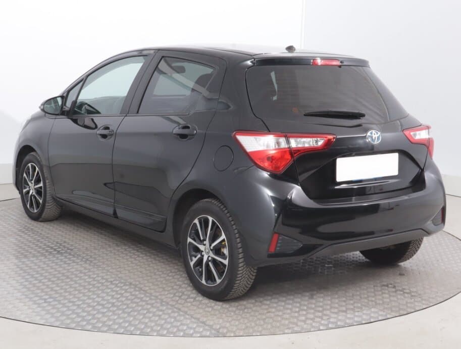 2018 Toyota YARIS - 5