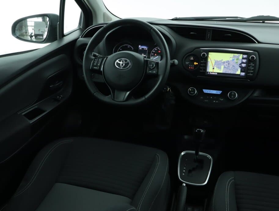 2018 Toyota YARIS - 9