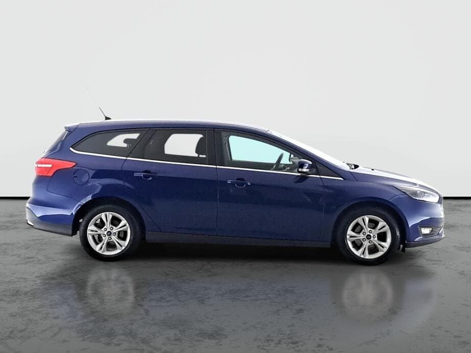 2016 Ford FOCUS - 8